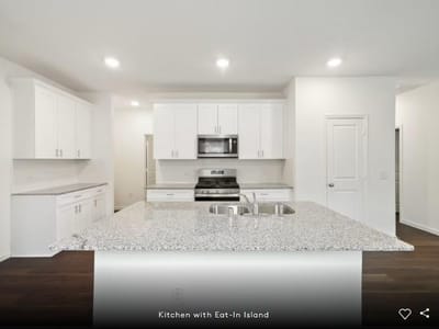 Primary bedroom at 224 Groveland DR - 5 bed 3 bath home