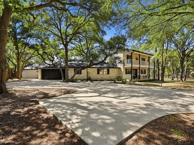 Property photo 3 at 224 Maple DR - 4 bed 3 bath home