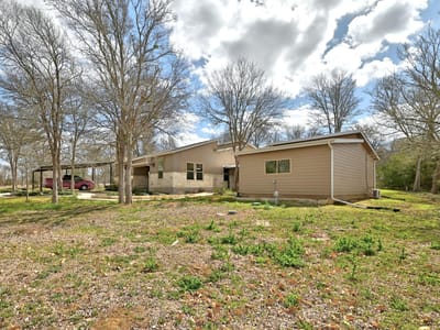 Primary bedroom at 2247 Old Highway 20 - 3 bed 2 bath home
