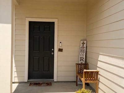 Property photo 2 at 225 Comancheros RD - 3 bed 2 bath home