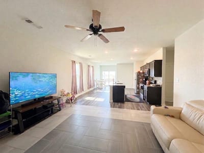 Property photo 4 at 225 Comancheros RD - 3 bed 2 bath home