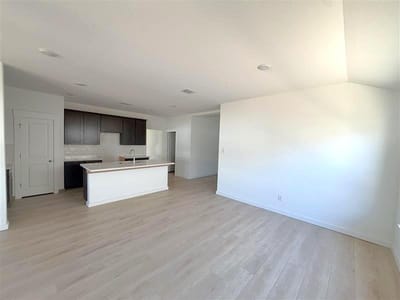 Property photo 4 at 225 Seattle Slew DR - 4 bed 2 bath home