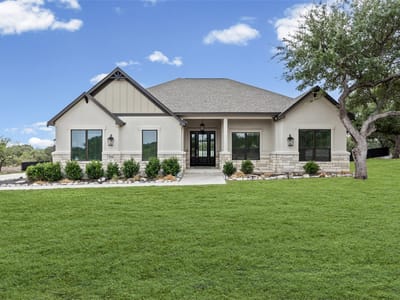 Photo 3 of 27 at 225 Spicewood Trails DR - 4 bed 2 bath home