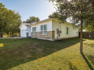 Primary bedroom at 225 Waikakaaua DR - 4 bed 2 bath home