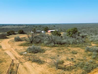 Photo 4 of 10 at 2254 Cr 228 - San Saba, San Saba, TX