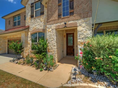 Kitchen at 2260 Hat Bender LOOP - 4 bed 3 bath home