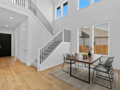 Living area at 227 Kingswood DR - 4 bed 3 bath home