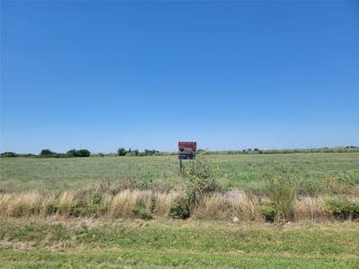 Property photo 4 at 2277 Limmer LOOP - Maldonado, Hutto, TX