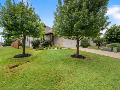 Living area at 228 Bonnet BLVD - 3 bed 2 bath home