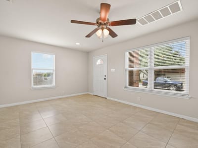 Photo 4 of 33 at 229 Capistrano DR - 3 bed 2 bath home