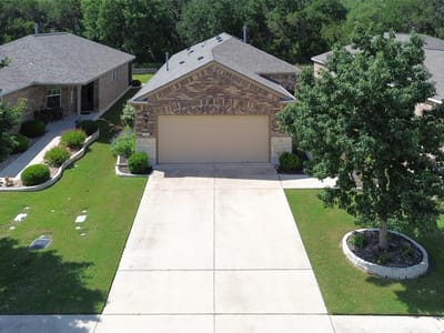Property photo 2 at 229 Hobby ST - 3 bed 2 bath home