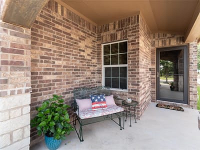 Property photo 4 at 229 Hobby ST - 3 bed 2 bath home