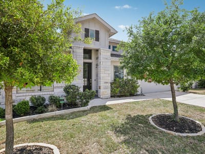 Living area at 229 Majestic Sage TRL - 4 bed 3 bath home