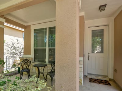 Living area at 23 Stone Terrace DR - 3 bed 2 bath home