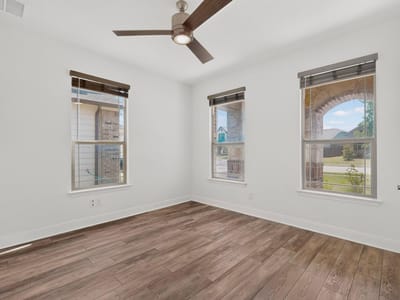 Property photo 2 at 230 Jarbridge DR - 5 bed 3 bath home