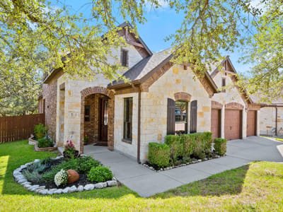 Kitchen at 2300 Brownstone LN - 5 bed 3 bath home