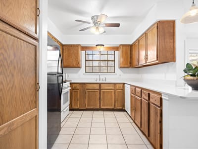Bathroom at 2301 Lawnmont Ave Unit #1 - 2 bed 2 bath home