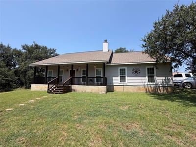 Living area at 2302 Belaire DR - 3 bed 2 bath home