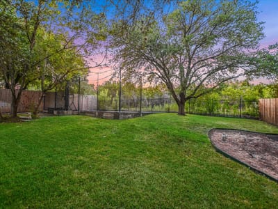 Property photo 3 at 2302 Cliffs Edge DR - 4 bed 3 bath home