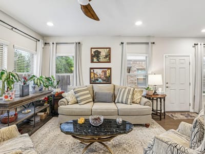 Property photo 4 at 2304 S Lakeline BLVD Unit #273 - 3 bed 2 bath home
