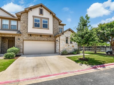 Living area at 2304 S Lakeline BLVD Unit #481 - 3 bed 2 bath home