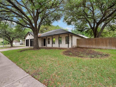 Living area at 2306 Alimony CV - 3 bed 2 bath home