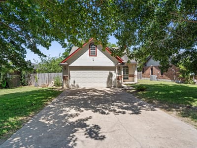 Kitchen at 2307 Davis ST - 3 bed 2 bath home