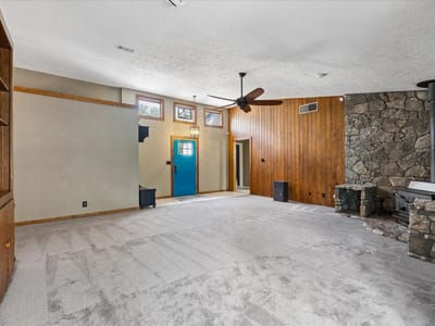 Photo 4 of 21 at 2307 Sparrow DR - 3 bed 2 bath home
