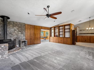 Photo 5 of 21 at 2307 Sparrow DR - 3 bed 2 bath home