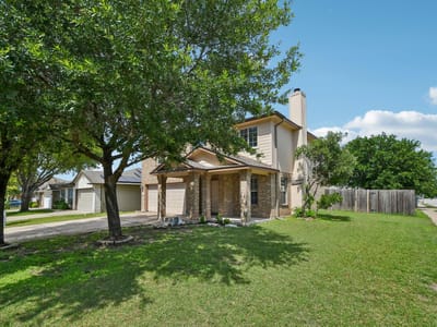 Kitchen at 231 Altamont ST - 3 bed 2 bath home