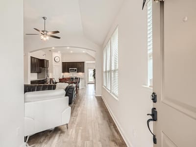 Property photo 4 at 231 Spinnaker LOOP - 3 bed 2 bath home
