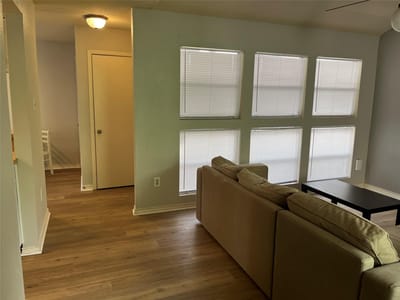 Property photo 2 at 2311 W Nueces ST Unit #301 - 1 bed 1 bath home