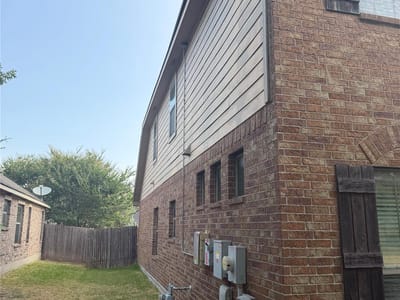 Property photo 3 at 2328 Ambling TRL - 4 bed 2 bath home