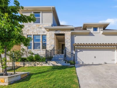 Living area at 2328 Roaring River TRL - 4 bed 3 bath home