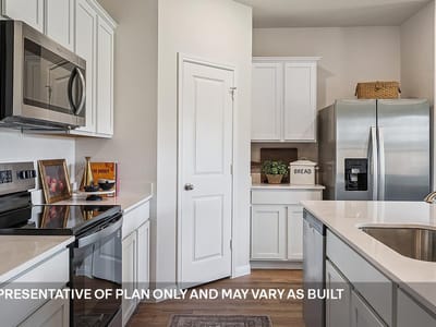 Kitchen at 233 SOUTHRIDGE Trl - 3 bed 2 bath home