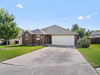 Kitchen at 2346 Friarcreek LOOP - 3 bed 2 bath home