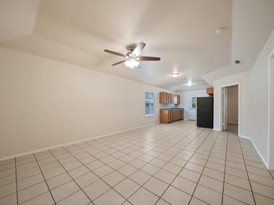 Living area at 236 Rosalie DR - Oelkers Acres 2, New Braunfels, TX
