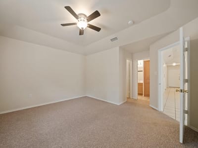 Bathroom at 236 Rosalie DR - Oelkers Acres 2, New Braunfels, TX