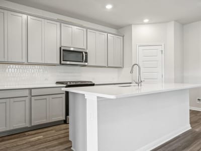 Property photo 4 at 237 Sue Peaks LOOP - 5 bed 3 bath home