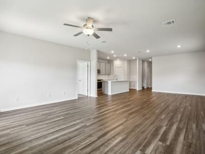 Property photo 5 at 237 Sue Peaks LOOP - 5 bed 3 bath home