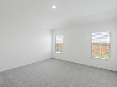 Property photo 5 at 237 W Luna Blue LN - 4 bed 2 bath home