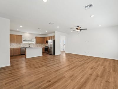 Property photo 4 at 238 Bay Breeze DR - 3 bed 2 bath home