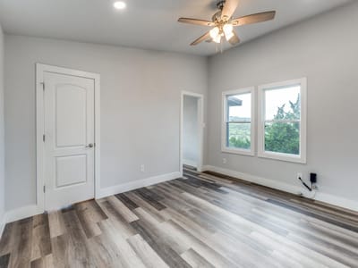 Primary bedroom at 238 Ledgeview DR - 2 bed 2 bath home