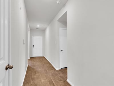 Property photo 3 at 238 Sickle LOOP - 4 bed 2 bath home