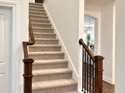 Photo 4 of 26 at 240 Canyoncrest WAY - 4 bed 3 bath home