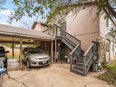 Property photo 2 at 2406 Bucks RUN - South Creek South Sec 02 Amd, Austin, TX