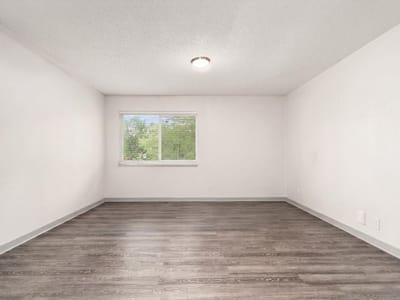 Property photo 4 at 2406 Bucks RUN - South Creek South Sec 02 Amd, Austin, TX
