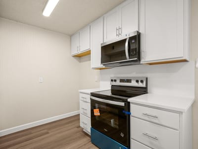 Bathroom at 2408 Longview St Unit #112 - 2 bed 1 bath home