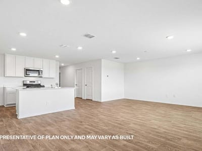 Property photo 2 at 241 Palestine TRL - 4 bed 2 bath home