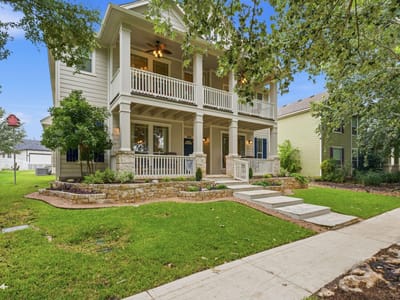 Property photo 2 at 241 Skinner - 5 bed 2 bath home